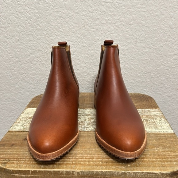 Nisolo Everyday Leather Chelsea Boot Brandy Size 6.5 - Picture 3 of 8